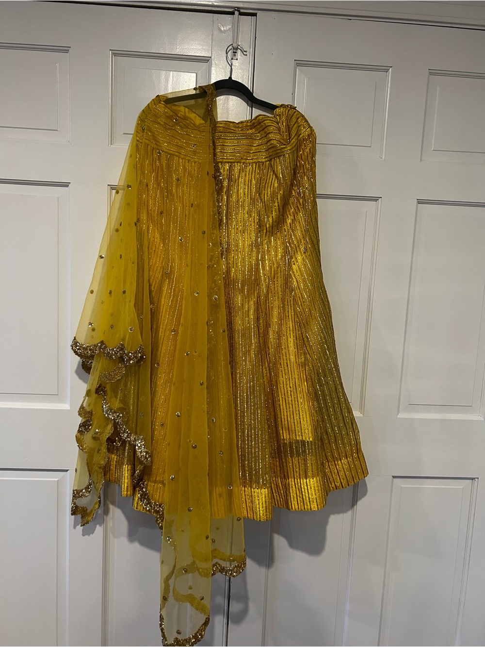 ✨ Radiant Gold & Yellow 2-Piece Pleated Lehenga Skirt Set with dupatta